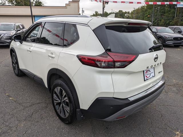 2021 nissan rogue sv