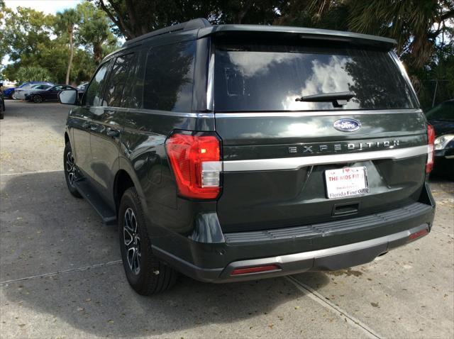 2022 ford expedition xlt