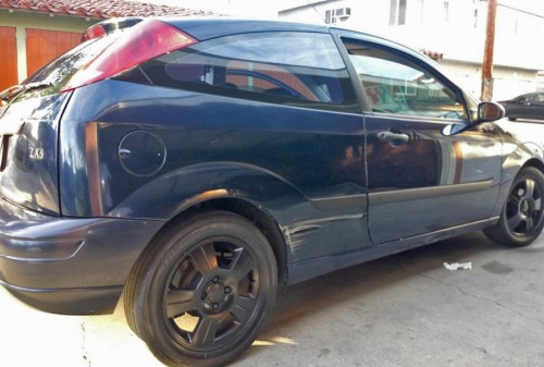 2004 ford focus zx3 in california by owner