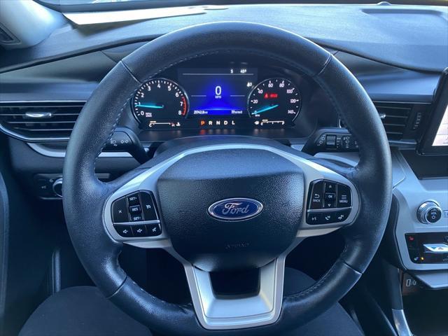 2022 ford explorer xlt