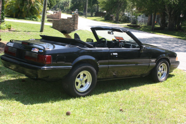 1989 black ford mustang convertible 331 msd autometer nos 5-speed