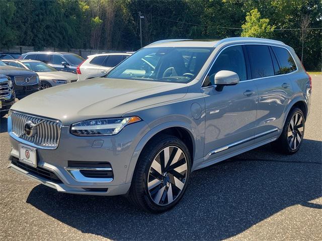 2024 volvo xc90 recharge plug-in hybrid t8 ultimate 6-seater