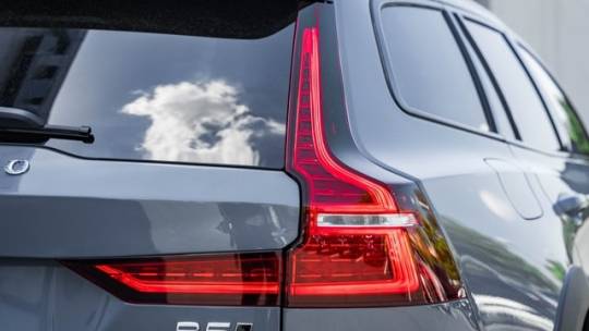 2024 volvo v60 cross country b5 plus