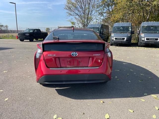2018 toyota prius two