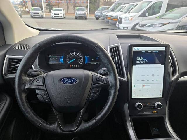 2022 ford edge sel
