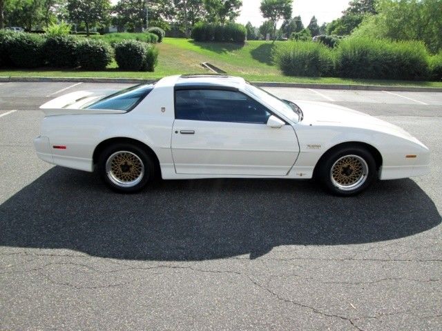 1989 pontiac firebird turbo trans am 20th anniversary only 16k miles rare find