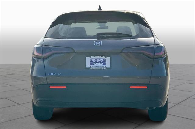 2025 honda hr-v lx