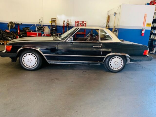 1986 mercedes 560 sl black with red interior - no rust or accident damage