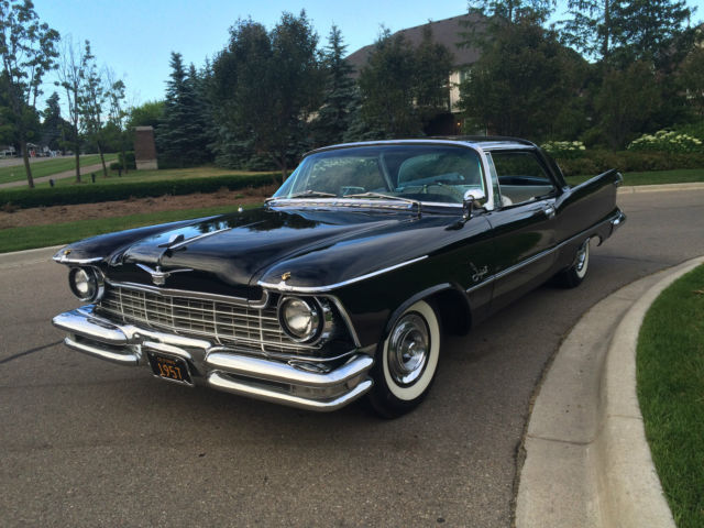1957 imperial crown 2 door hardtop