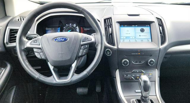 2017 ford edge sel
