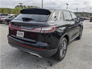 2023 Lincoln Nautilus standard