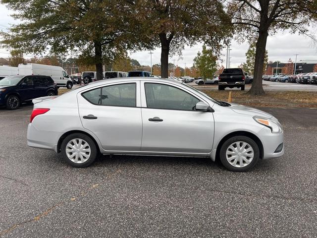 2016 nissan versa 1.6 s+