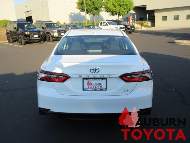 2024 toyota camry le