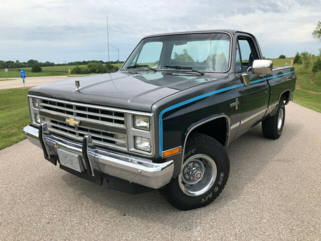 1984 chevrolet k-10 4x4, 5.7l v8 auto, texas truck, very clean
