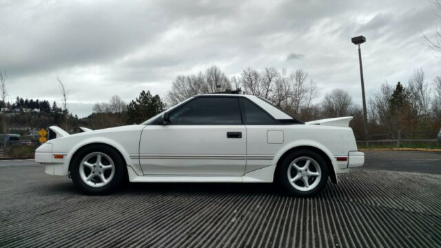 *no reserve auction* 1986 toyota mr2 super white coupe 1.6l l4 5 speed manual