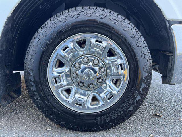 2018 nissan nv passenger nv3500 hd sl v8