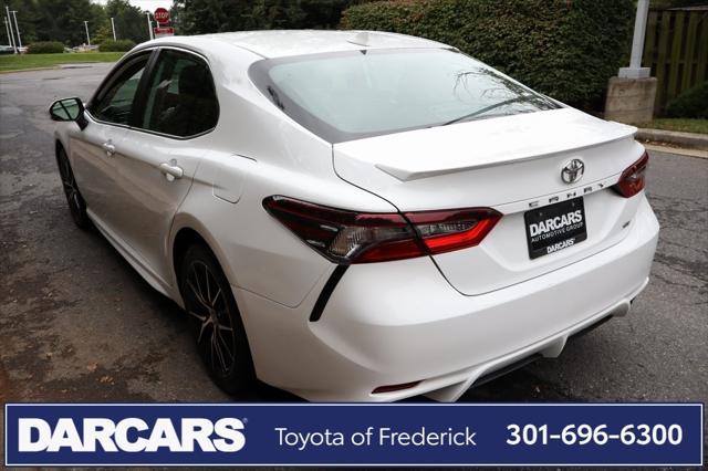 2024 toyota camry se