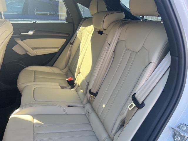 2024 audi q5 45 s line premium plus