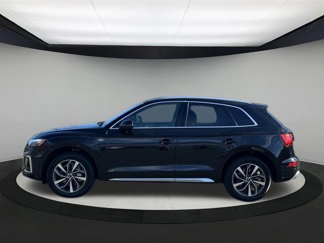 2022 audi q5 45 s line premium plus
