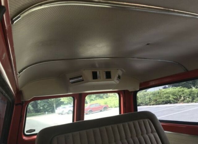 1972 gmc 3-door suburban