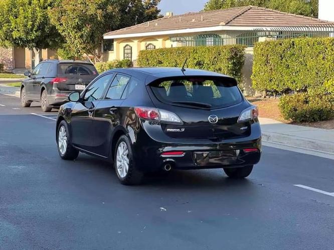 2012 mazda mazda3 i grand touring hatchback 4d in riverside, california