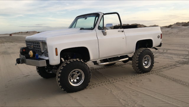 1975 chevy blazer. rust free, 1 tons. new 350 eng, 700r4/205. lifted, new tires