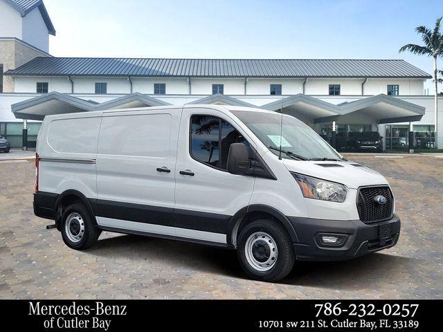 2023 ford transit-150 base