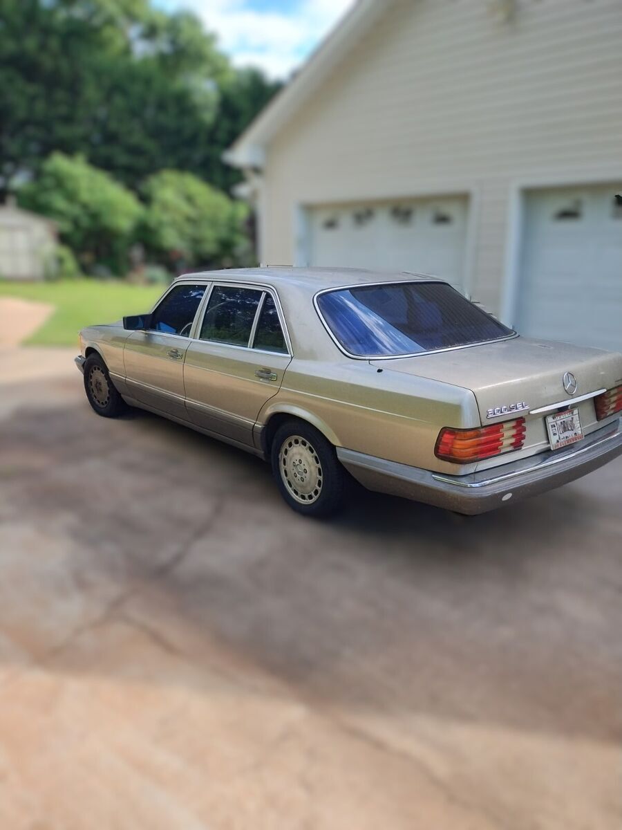 beige 1990 mercedes-benz 300sel 3.0l inline 6 transmission