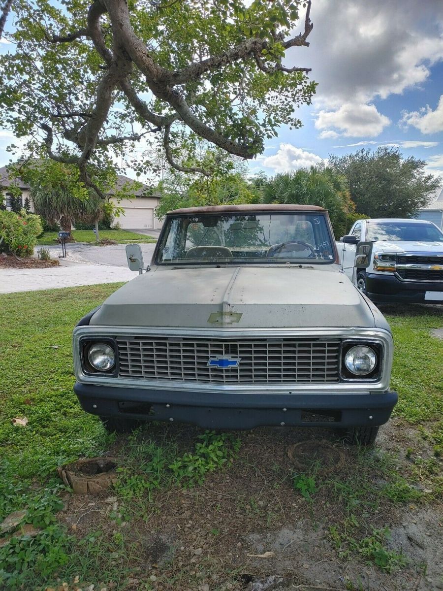 1971 c20 desert truck 5.7l with 4 speed standard
