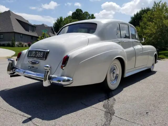 bentley s1 saloon - wedding limo - #'s matching & updated with a/c, radio