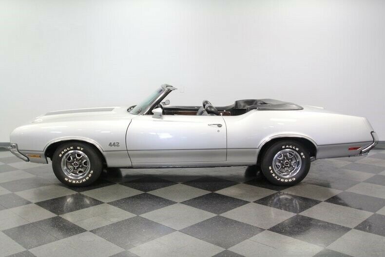 classic vintage chrome restored muscle car big block drop rag top black vinyl