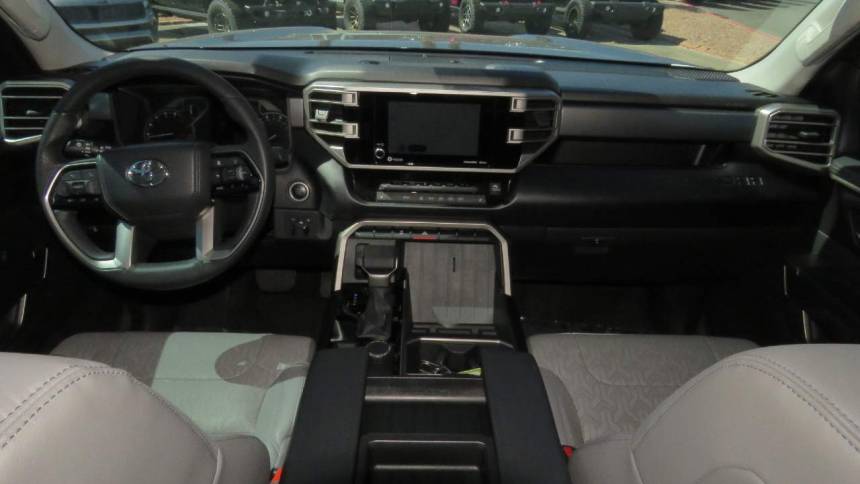 2024 toyota tundra sr5