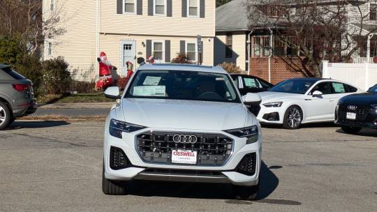 2025 Audi Q8