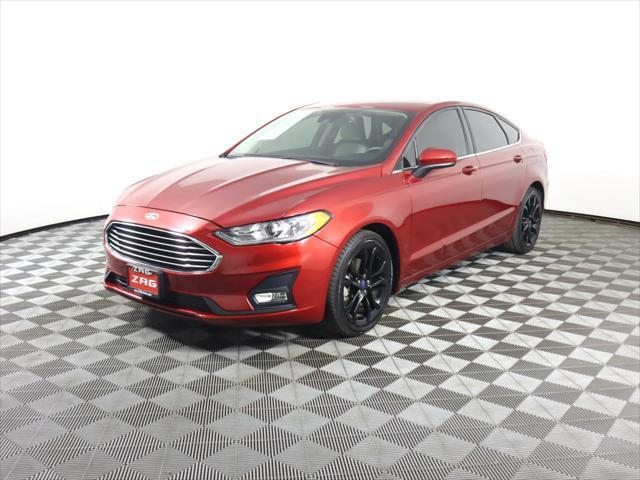 2019 ford fusion se