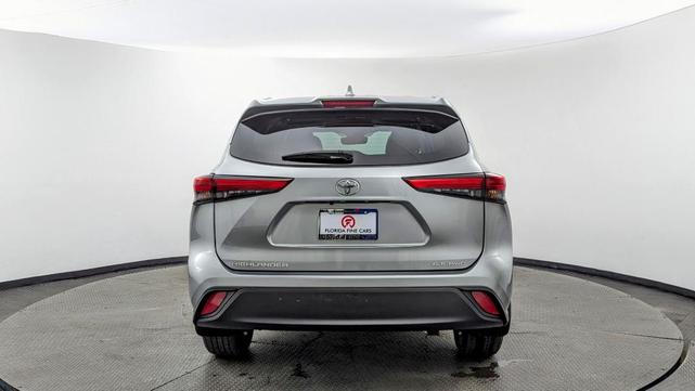 2021 toyota highlander xle