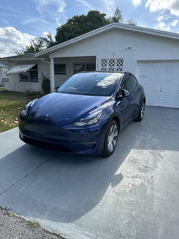 2023 tesla model y long range