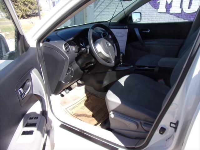 2011 nissan rogue s