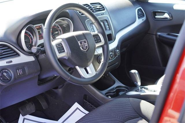 2017 dodge journey se