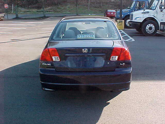 2005 honda civic lx