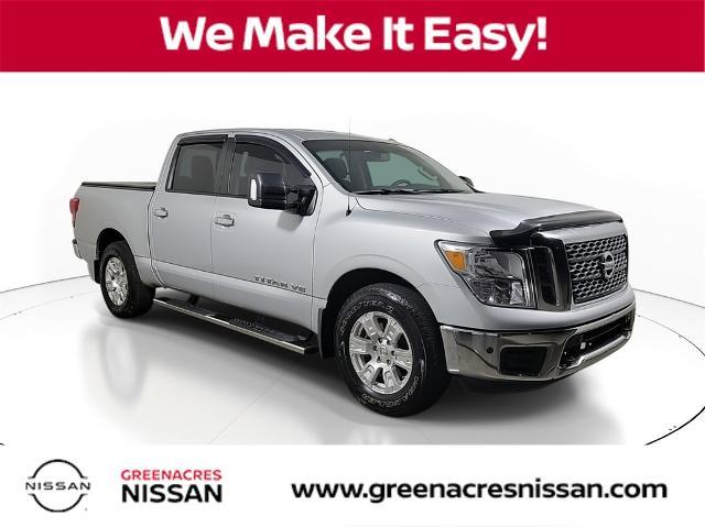 2018 nissan titan sv