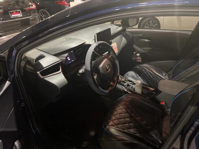 2021 toyota corolla hybrid le