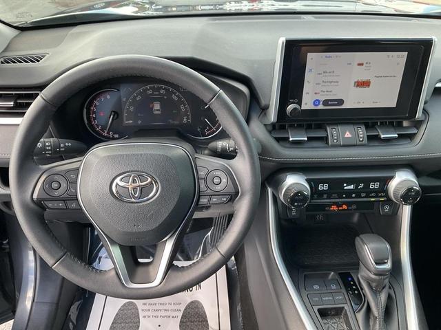 2023 toyota rav4 xle premium