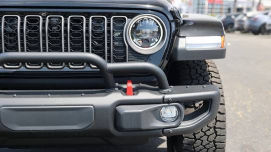 2024 Jeep Gladiator