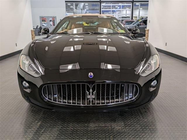 2016 maserati granturismo base