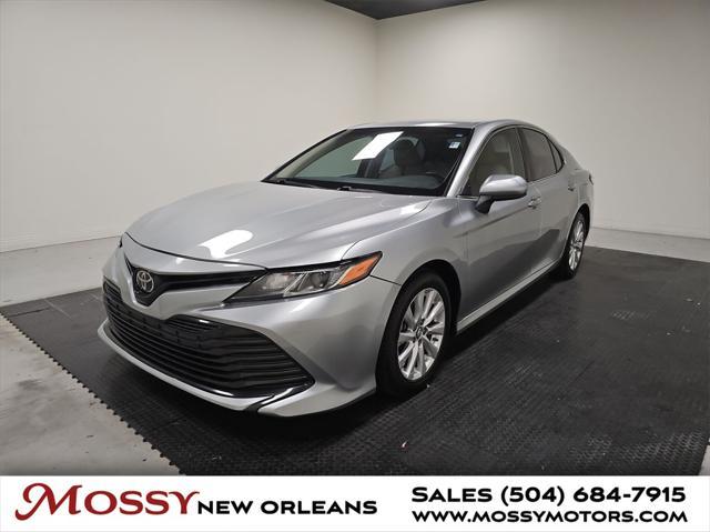 2018 toyota camry le