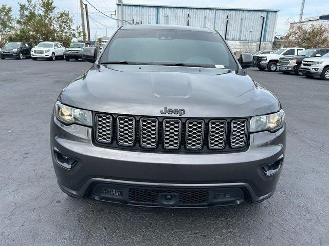 2021 jeep grand cherokee laredo