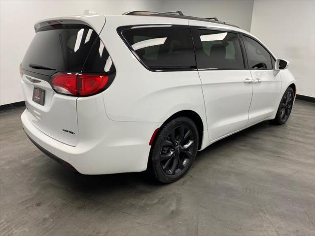 2018 chrysler pacifica limited
