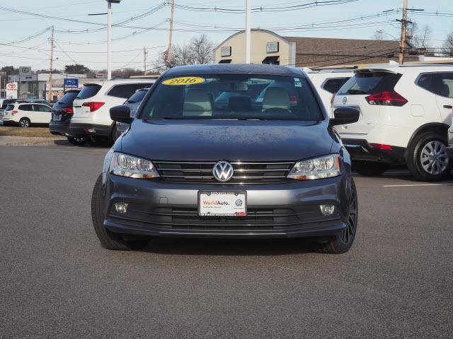 2016 volkswagen jetta 1.8t sport pzev 1.8t sport pzev 4dr sedan 5m for sale in danvers, massachusetts