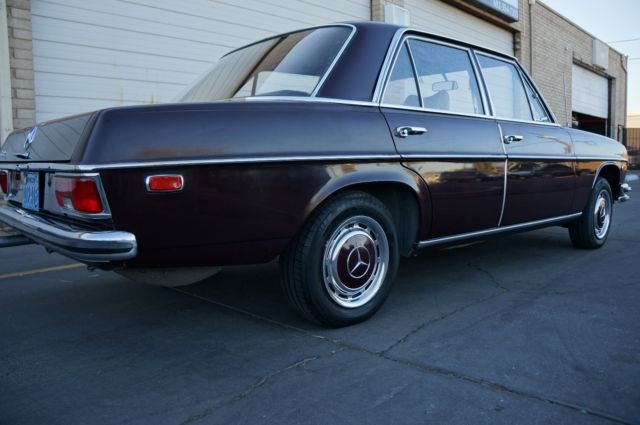 1969 mercedes 250 w114 exceptional 1 owner rare 4spd, sunroof, original paint