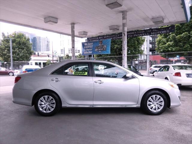 2014 toyota camry le